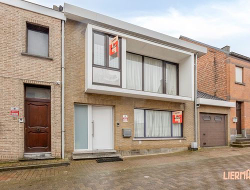                                         Maison à vendre à Mere, € 349.000

