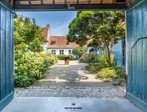                                         Bed and breakfast te koop in Alveringem, € 1.395.000
