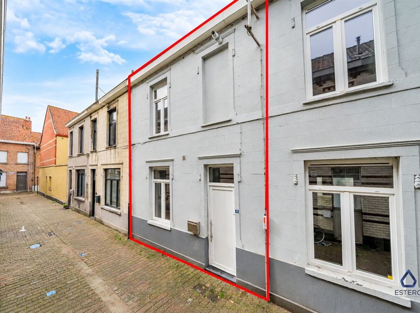 Huis te koop in Sterrestraat 16,
                    9900 Eeklo