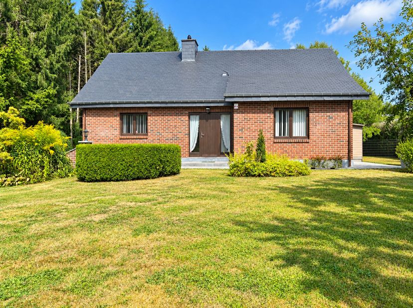 Huis te koop in Rue du Hérou 71,
                    6660 Nadrin