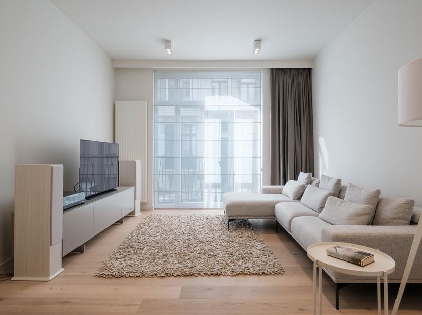 Instapklare duplexappartement op wandelafstand van zee en centrum<br />
<br />
Volledig gerenoveerde duplexwoning in het hart van Oostende, op wandela