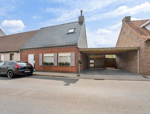                                         Woning te koop in Wevelgem, € 325.000
