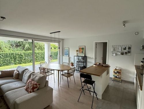                                         Appartement te huur in Gentbrugge, € 1.050
