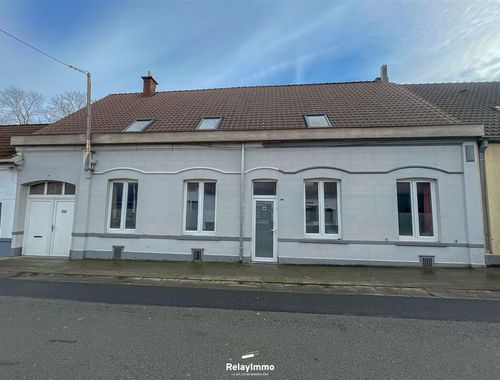                                         Woning te koop in Froyennes, € 150.000
