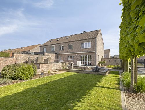                                         Maison à vendre à Kuringen, € 550.000
