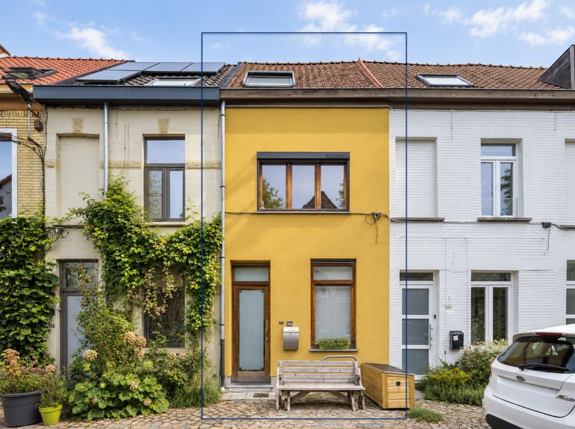Huis te koop in Phoenixstraat 144,
                    9000 Gent