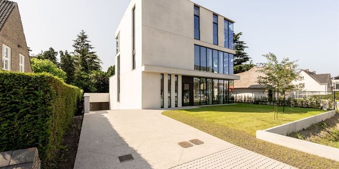 Bedrijfsvastgoed te koop in Kortrijksesteenweg 1031, 9000 Gent