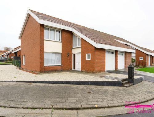                                         Hoekwoning te koop in Meulebeke, € 237.500
