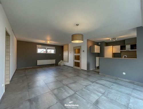                                         Appartement te huur in Tournai, € 775
