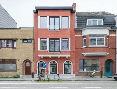                                         Appartement te koop in Sint-Amandsberg, € 312.500

