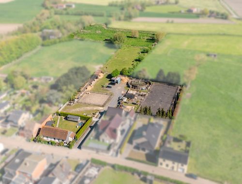                                         Villa-Manoir à vendre à Ettelgem, € 695.000
