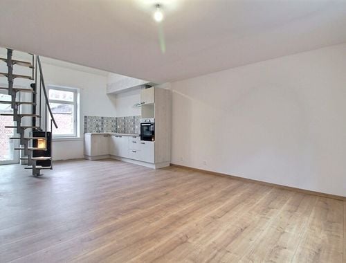                                         Immeuble d’appartements à vendre à Mouscron, € 189.000

