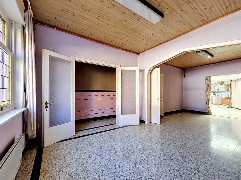 Huis te koop in chaussée de luingne  442,
                    7700 Lowingen