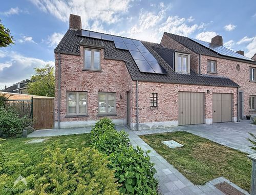                                         Woning te koop in Sint-Andries, € 569.000
