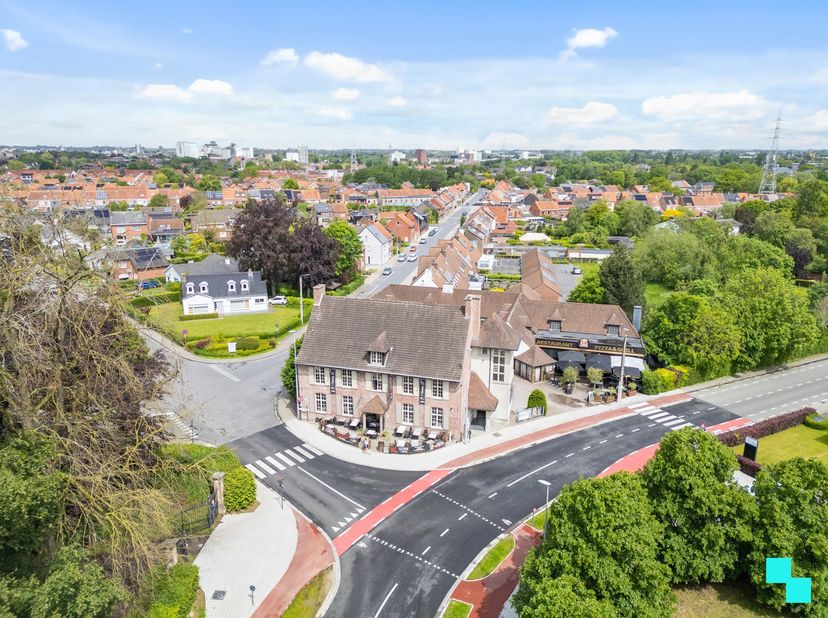 Bien professionnel à vendre
                    à 8800 Rumbeke