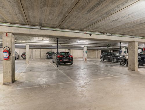                                         Garage en sous-sol à vendre à Turnhout, € 25.000
