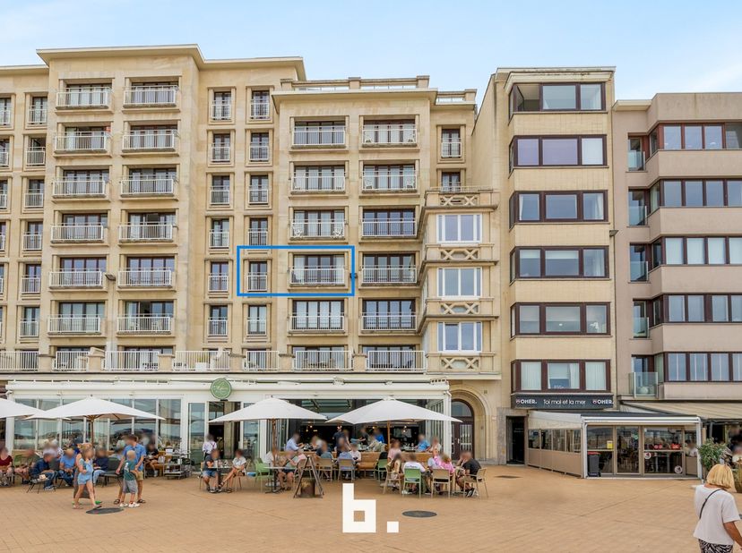 Oostende – Albert I-Promenade | Residentie Splendid | 125 m² | Frontaal zeezicht<br />
Op een van de meest gegeerde locaties van Oostende, rechtstreek