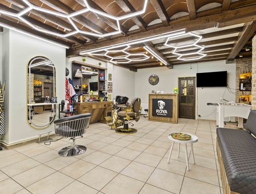                                         Bien commercial avec habitation à vendre à Gistel, € 249.000
