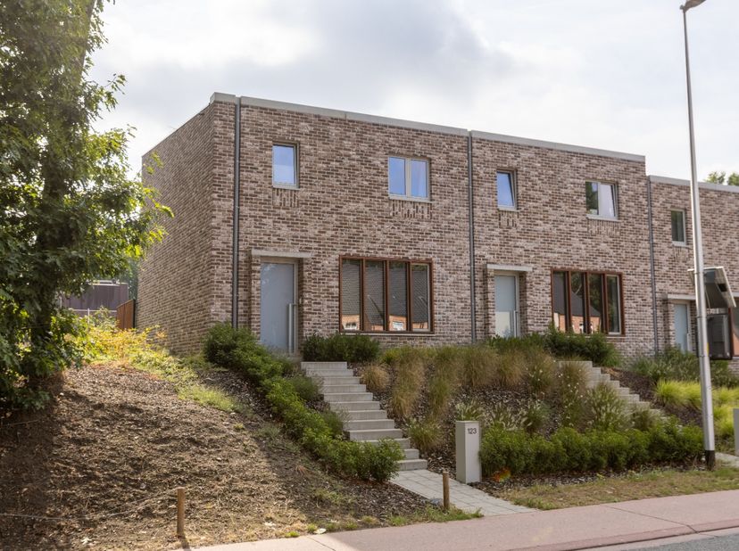 Maison à vendre à Nieuwstraat 123,
                    3600 Genk
