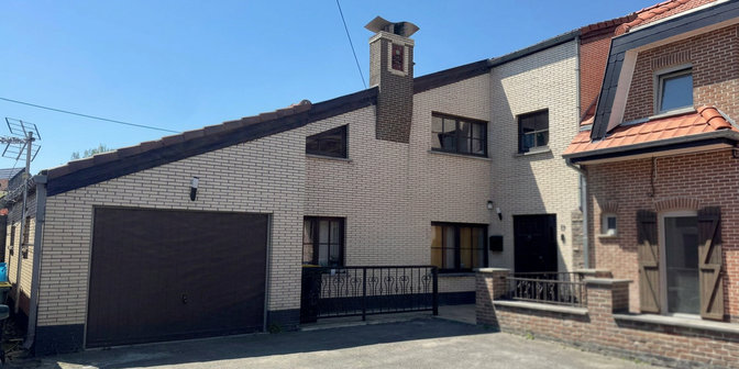 Huis te koop in Hameau de la Neuville 17, 7350 Hensies