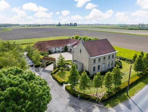                                         Villa te koop in Eggewaartskapelle, € 1.450.000
