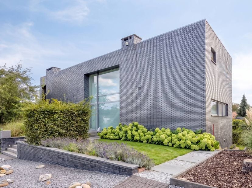 Huis te koop in Rue Des Genêts 1,
                    4690 Ében-Émael