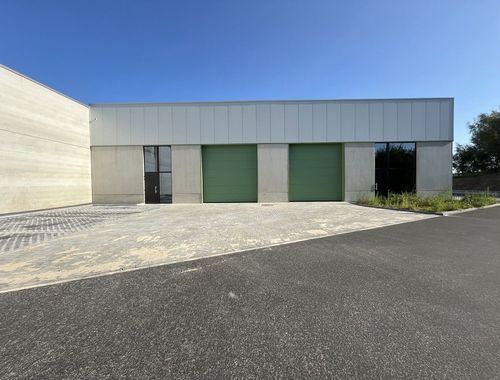                                         Entrepôt à louer à Hasselt, € 1.446

