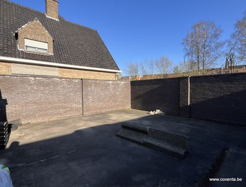                                         Place de stationnement à vendre à Roeselare, € 7.000

