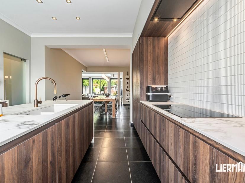 Huis te koop in Verbrandhofstraat 61,
                    9300 Aalst