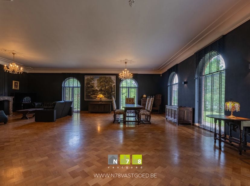 Huis te koop in H. Wammesstraat 4,
                    3680 Maaseik