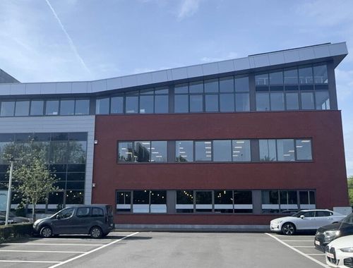                                         Kantoor te huur in Sint-Denijs-Westrem, € 3.150

