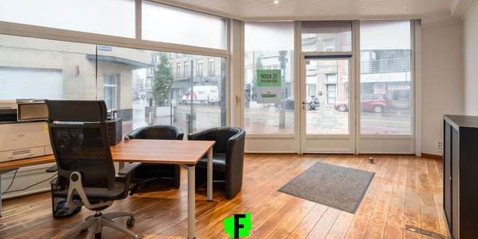 Bien professionnel à vendre à De Smet de Naeyerlaan 127 boîte 001, 8370 Blankenberge