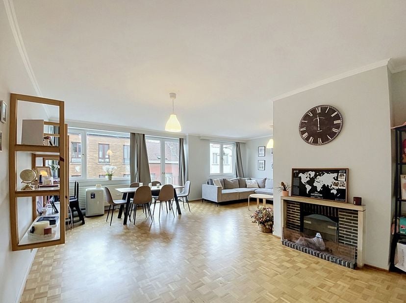 Appartement te koop in Rue Saint-Denis 4 bus 1,
                    1190 Vorst