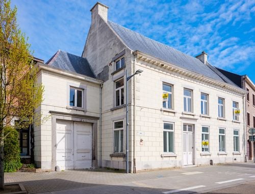                                        Herenhuis te koop in Herk-de-Stad, € 400.000
