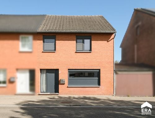                                         Woning te koop in As, € 275.000
