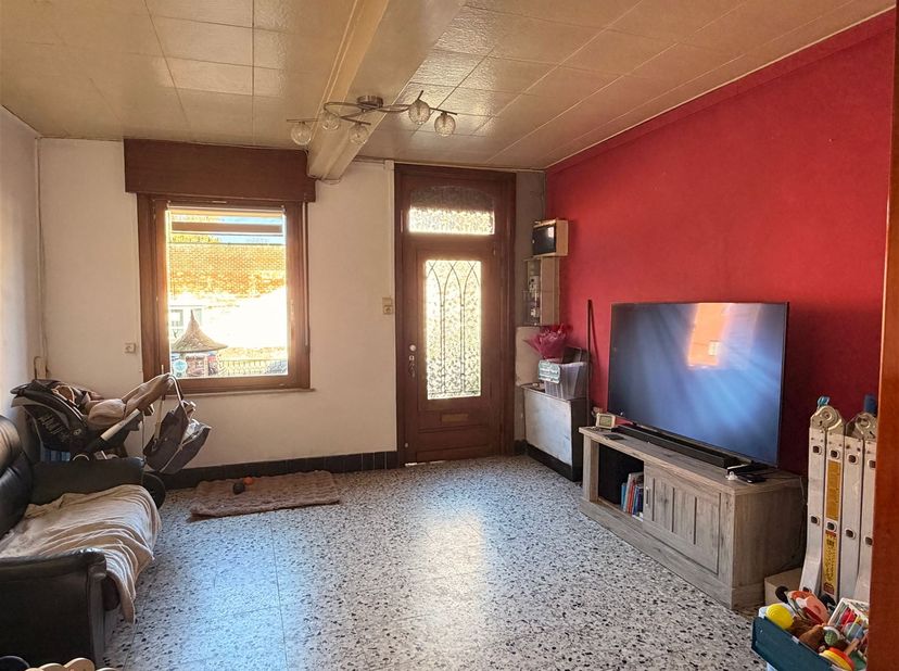 Huis te huur in Rue du Dix Novembre 11,
                    7900 Leuze