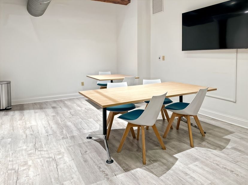Privékantoor voor 4 werknemers in Regus Mechelsesteenweg 65<br />
<br />
Dit aanbod omvat een eigen kantoorruimte met service voor 4 werknemers en bov