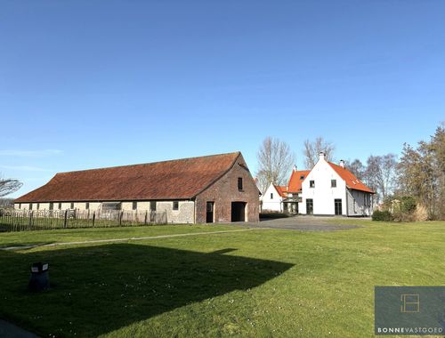                                         Buitenverblijf te koop in Sint-Kruis, € 2.750.000

