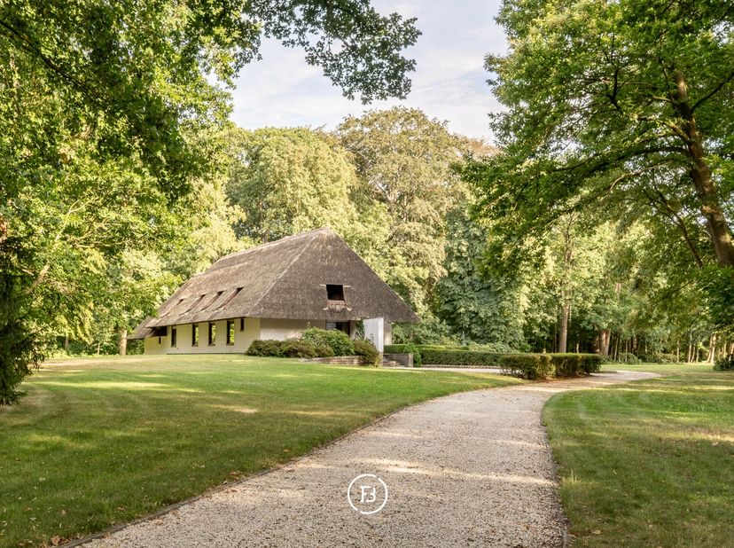 Maison à vendre à Kasteeldreef 8,
                    8020 Hertsberge