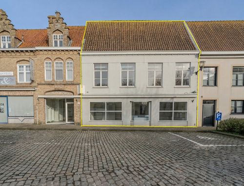                                         Commerce à vendre à Lo, € 295.000
