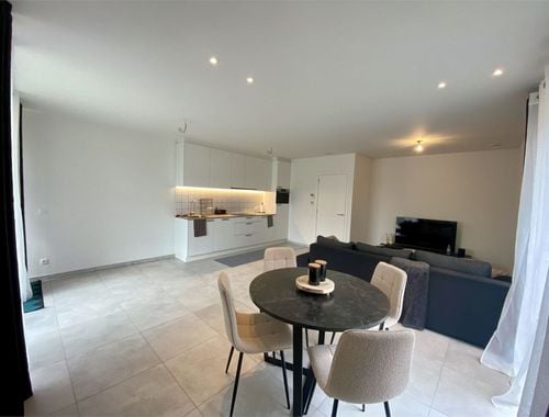                                         Appartement à louer à Beerse, € 960

