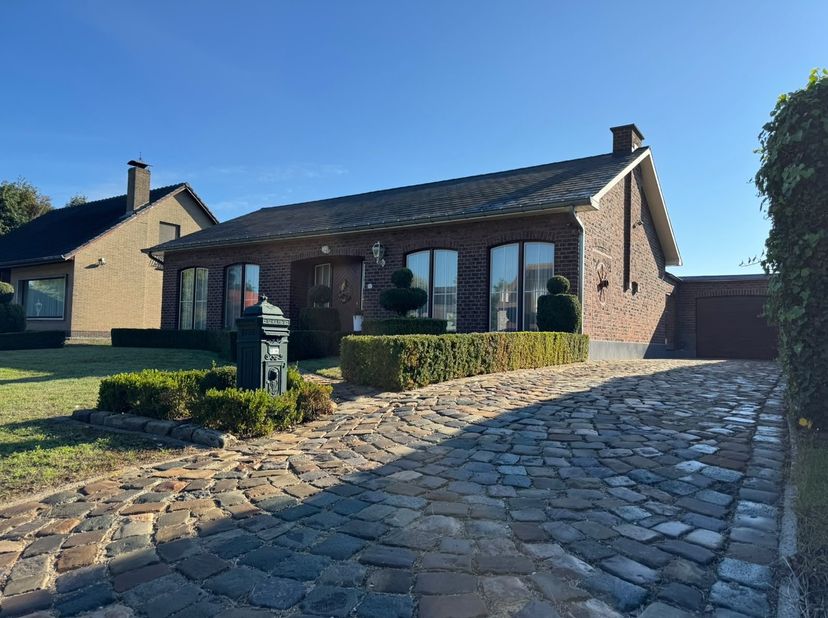 Huis te koop in Moverkensstraat 56,
                    3520 Zonhoven