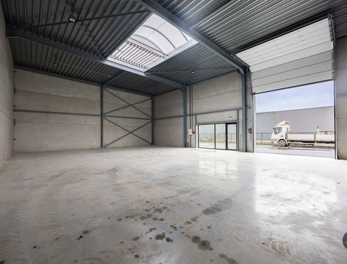                                         Bedrijfsgebouw te huur in Berlaar, € 1.450
