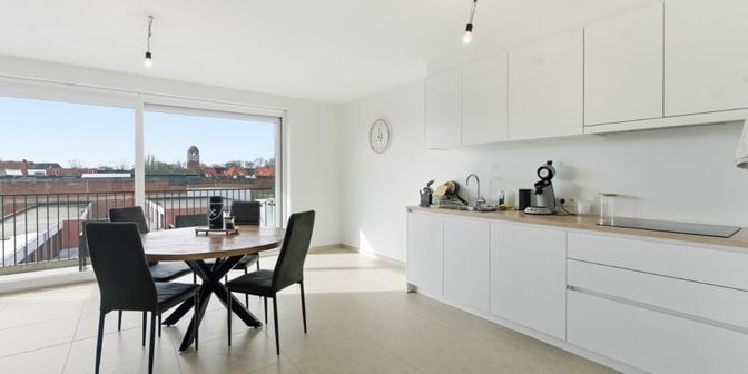 Appartement te koop in Burgemeester Vandenbogaerdelaan 44 bus 204, 8870 Izegem