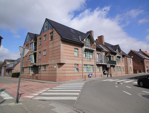                                         Appartement te huur in Sint-Eloois-Winkel, € 645
