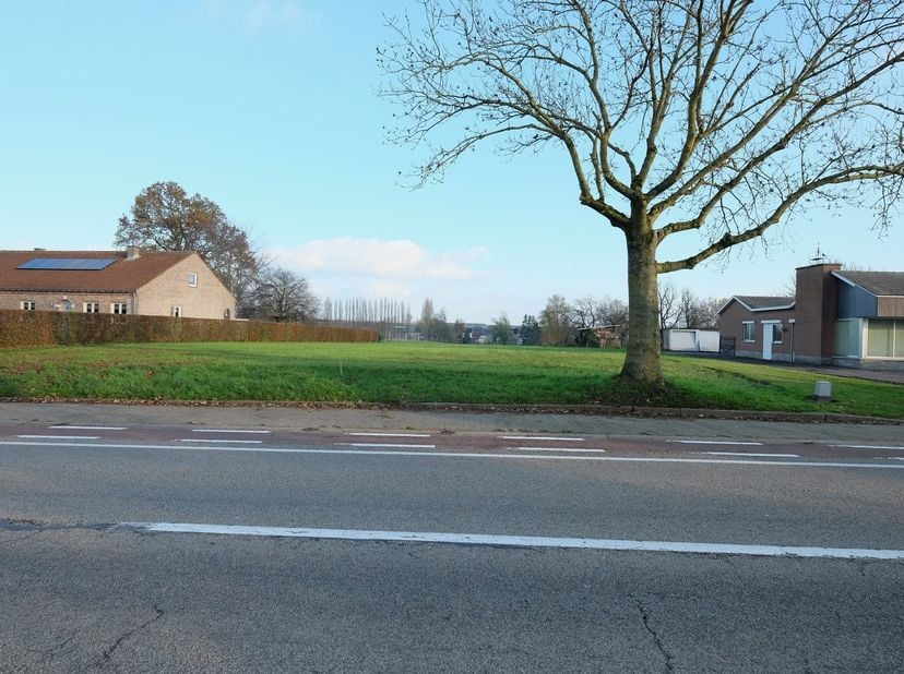 Grond te koop in Borgwormsesteenweg 85,
                    3800 Sint-Truiden