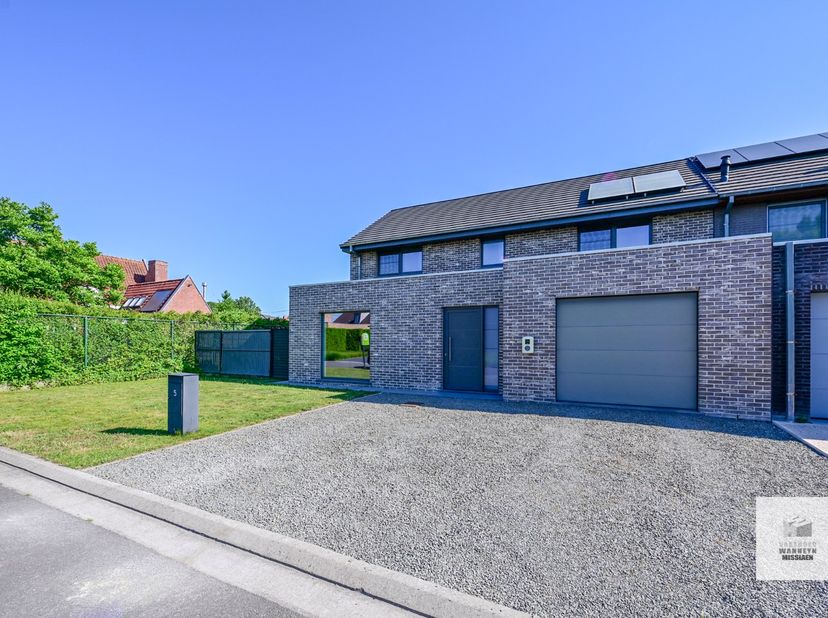 Maison à louer
                    à 8750 Wingene