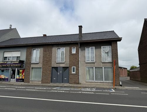                                         Appartement te huur in Petegem-aan-de-Leie, € 800
