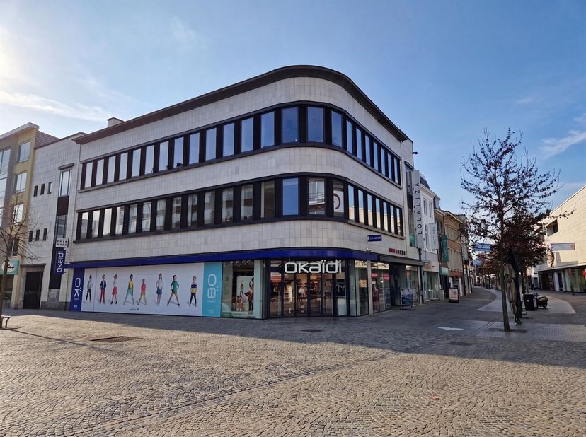 Appartement à louer
                    à 9300 Aalst