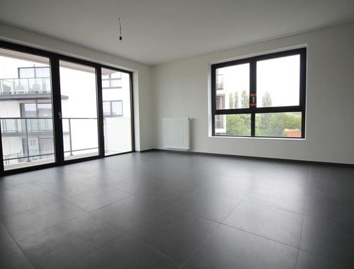                                         Appartement à louer à Molenbeek-Saint-Jean, € 1.200

